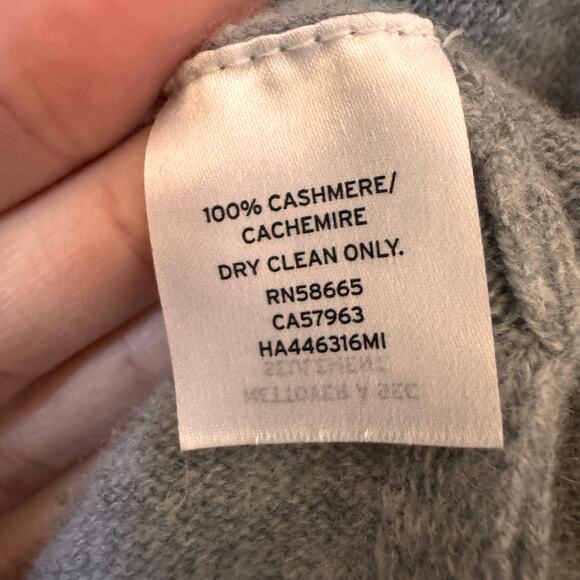 Halogen Star 100% Cashmere Sweater Gray Size Small - Picture 8 of 9